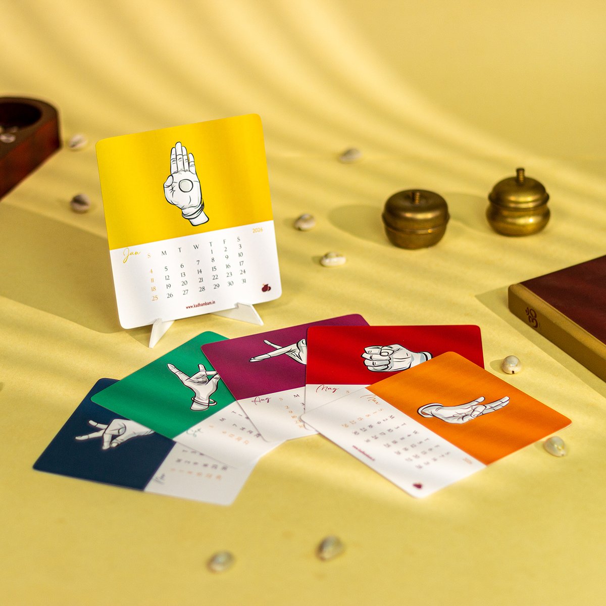 Hastas - 2026 Tabletop Calendar