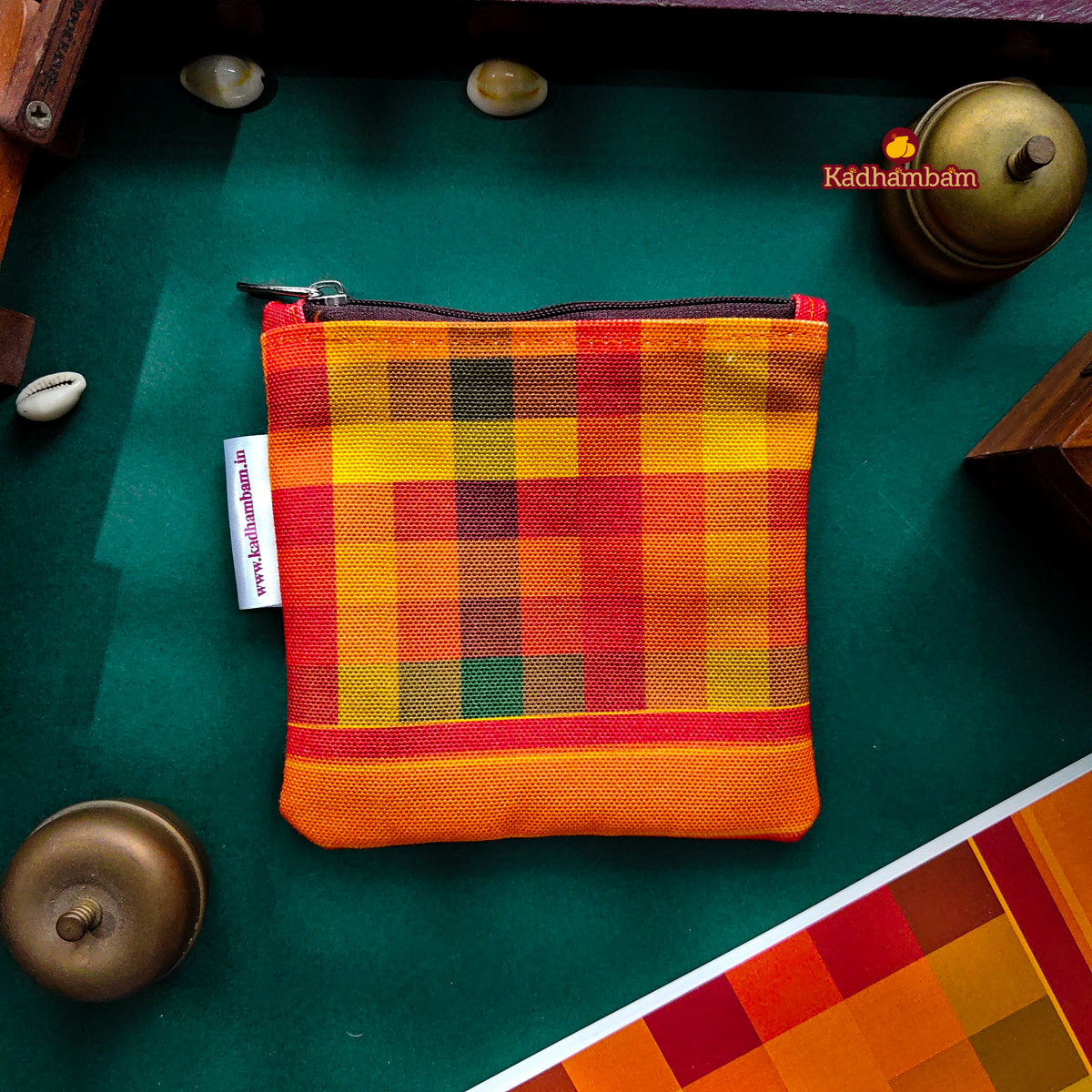 PRE BOOKING - Kanchipuram Weaves - Pattu Collection (Paalum Palamum) - Mini pouch